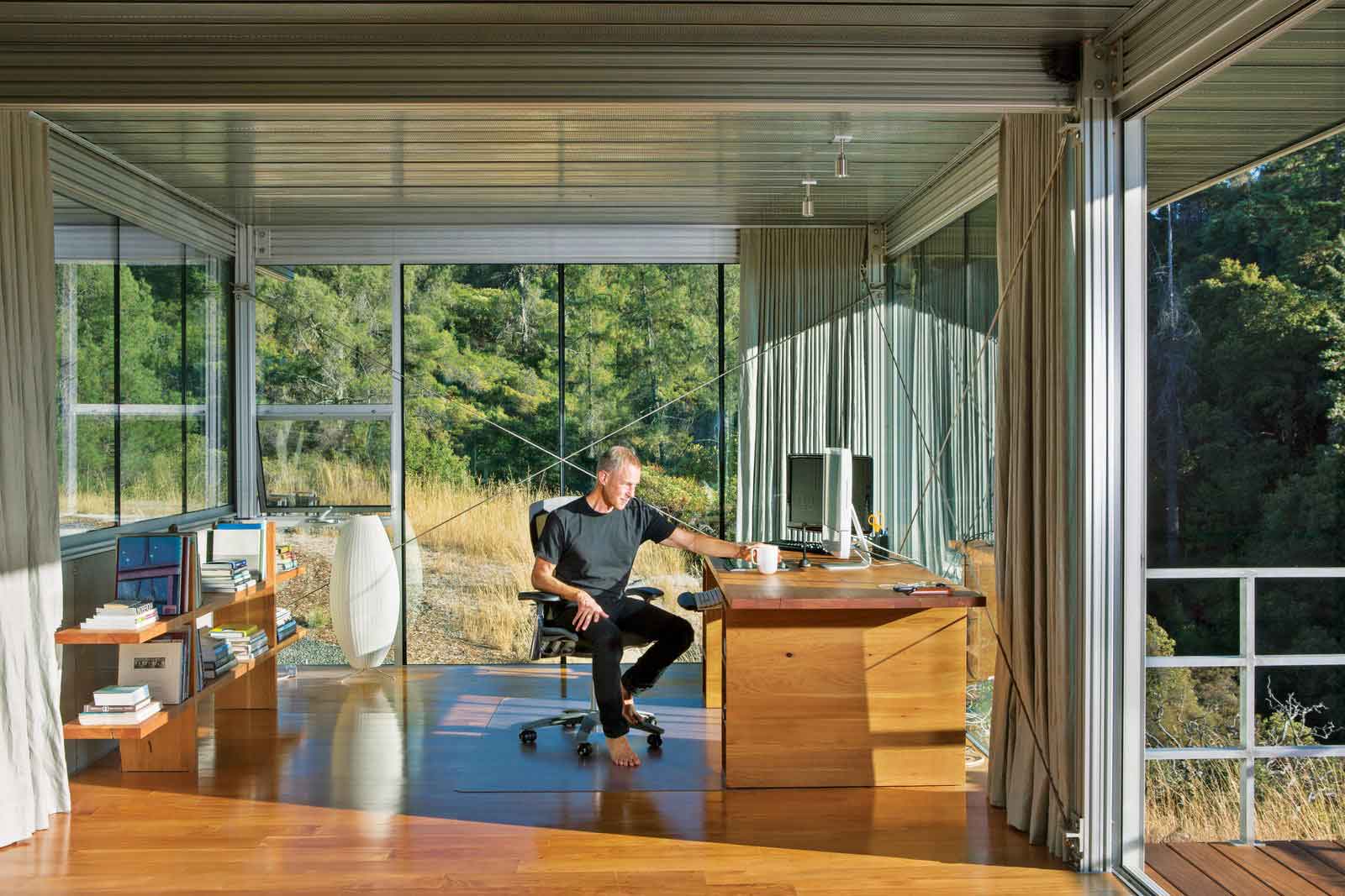 Photo d'un bureau de jardin VERTIGA